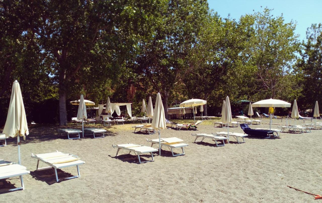 Camping Smeraldo Trevignano Romano Ngoại thất bức ảnh