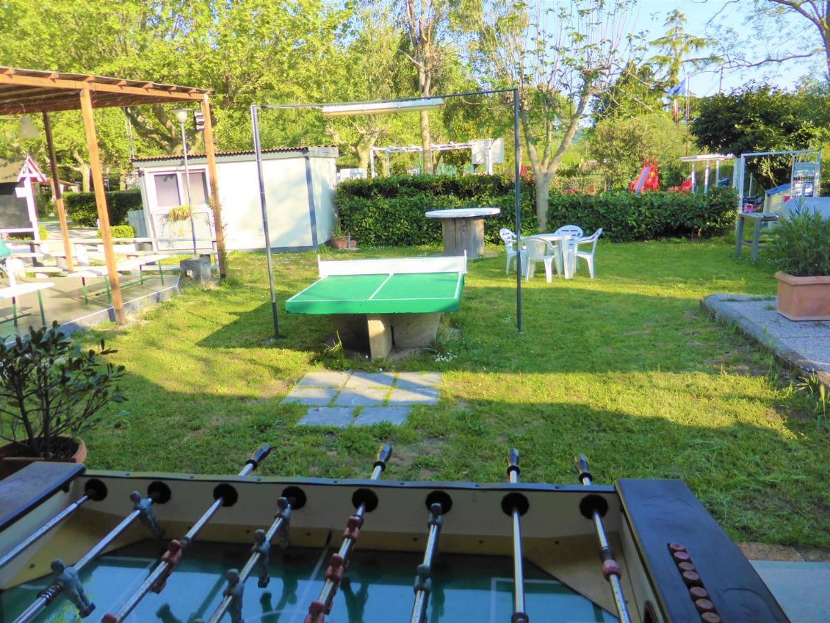 Camping Smeraldo Trevignano Romano Ngoại thất bức ảnh